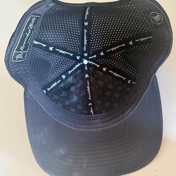 Black Cap with Tennessee State Emblem - Picture 6 of 8